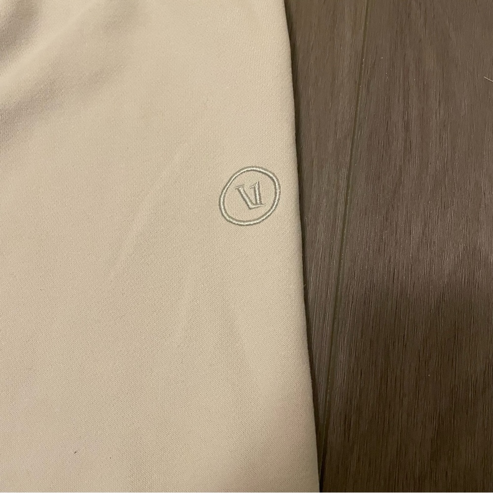 VUORI Sedona Wide Leg Sweatpant Split Leg Salt VW4044 Leisure Sz L - Picture 6 of 11